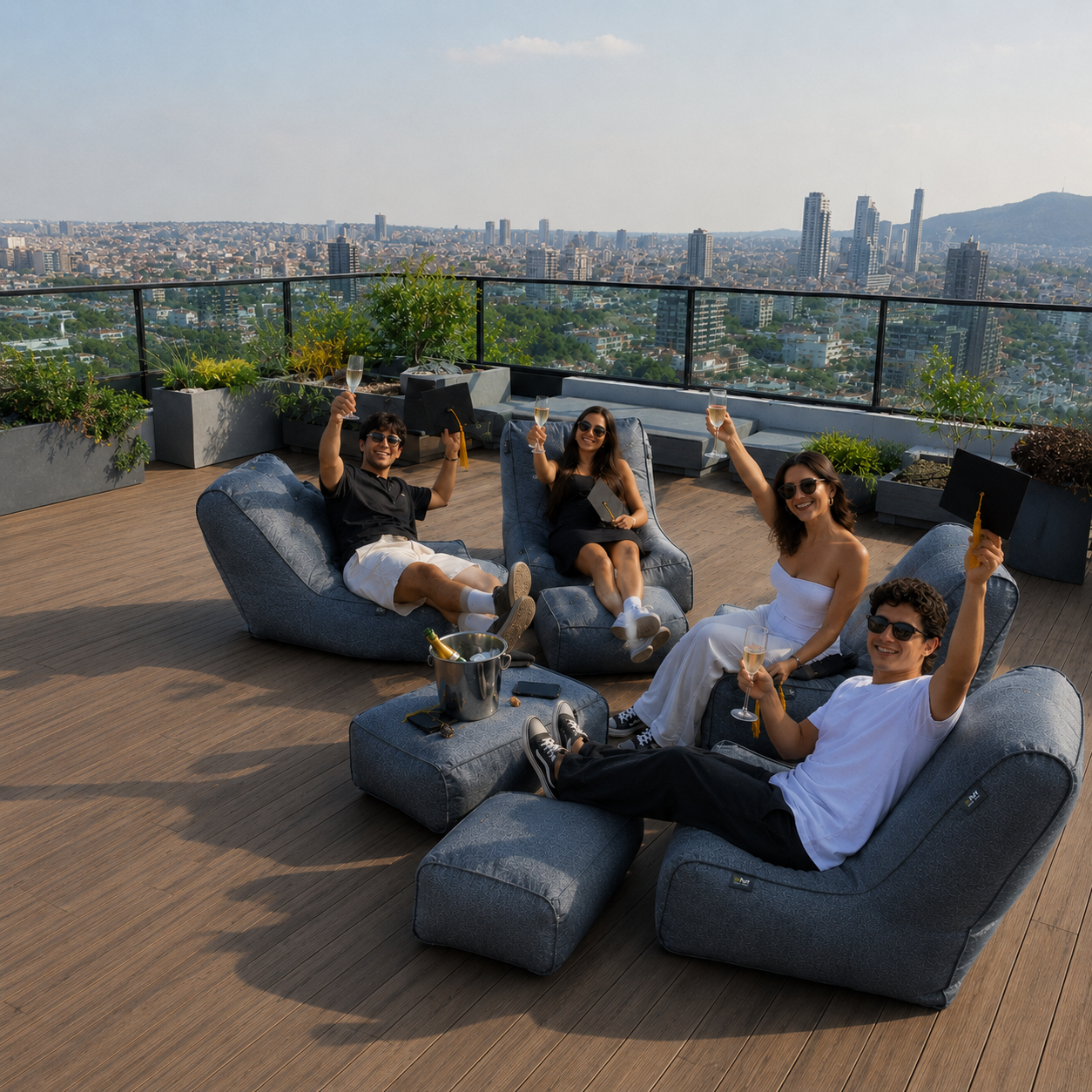 Lounge Con Taburete